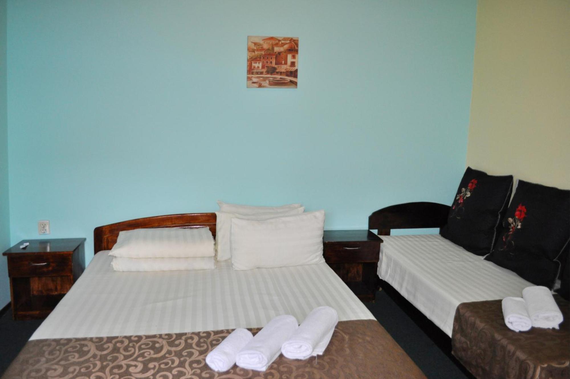 Pension Flamingo Braşov Extérieur photo