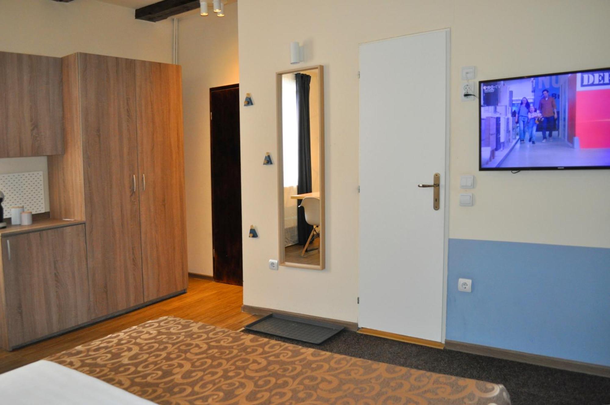 Pension Flamingo Braşov Extérieur photo