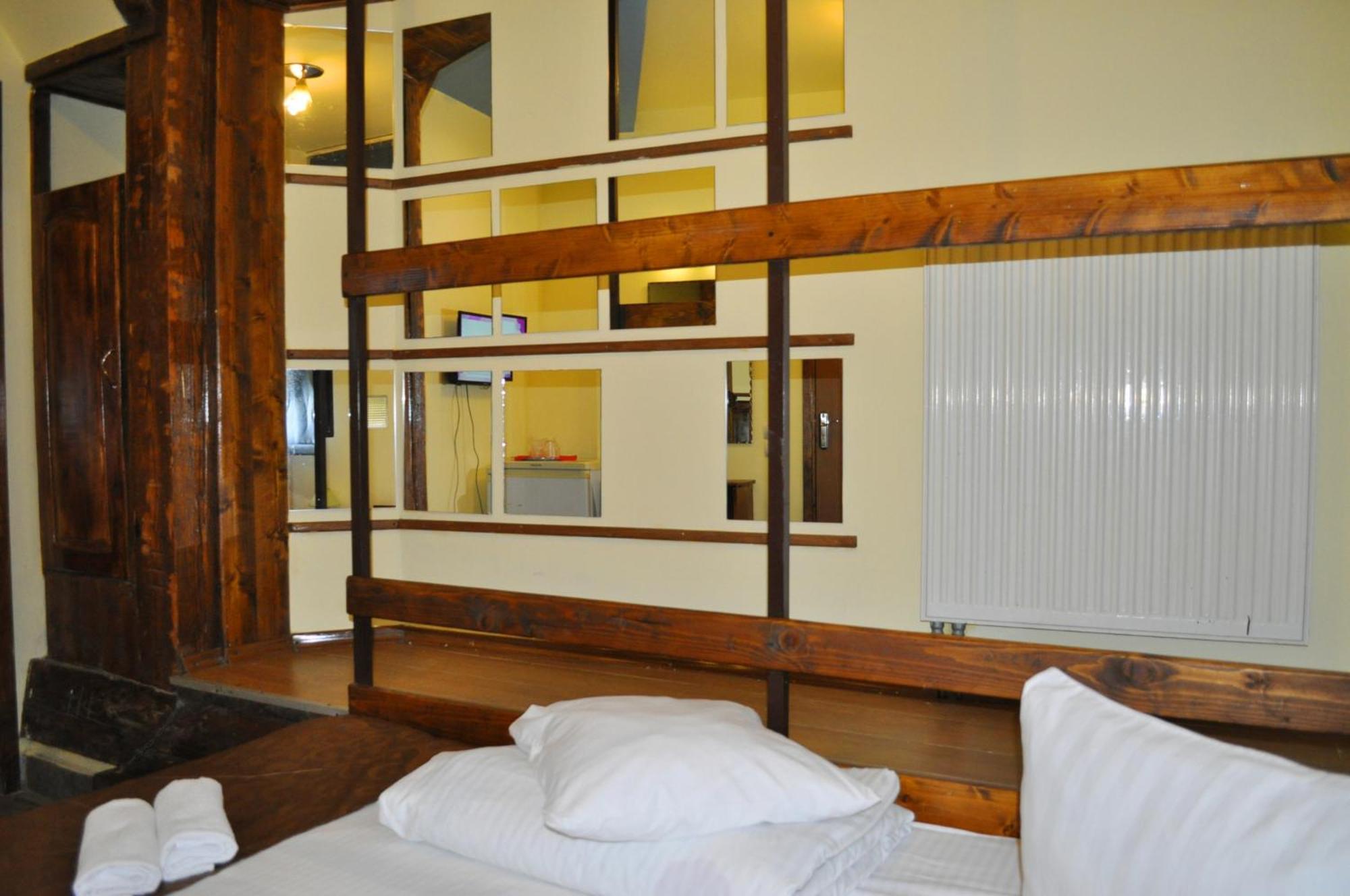 Pension Flamingo Braşov Extérieur photo
