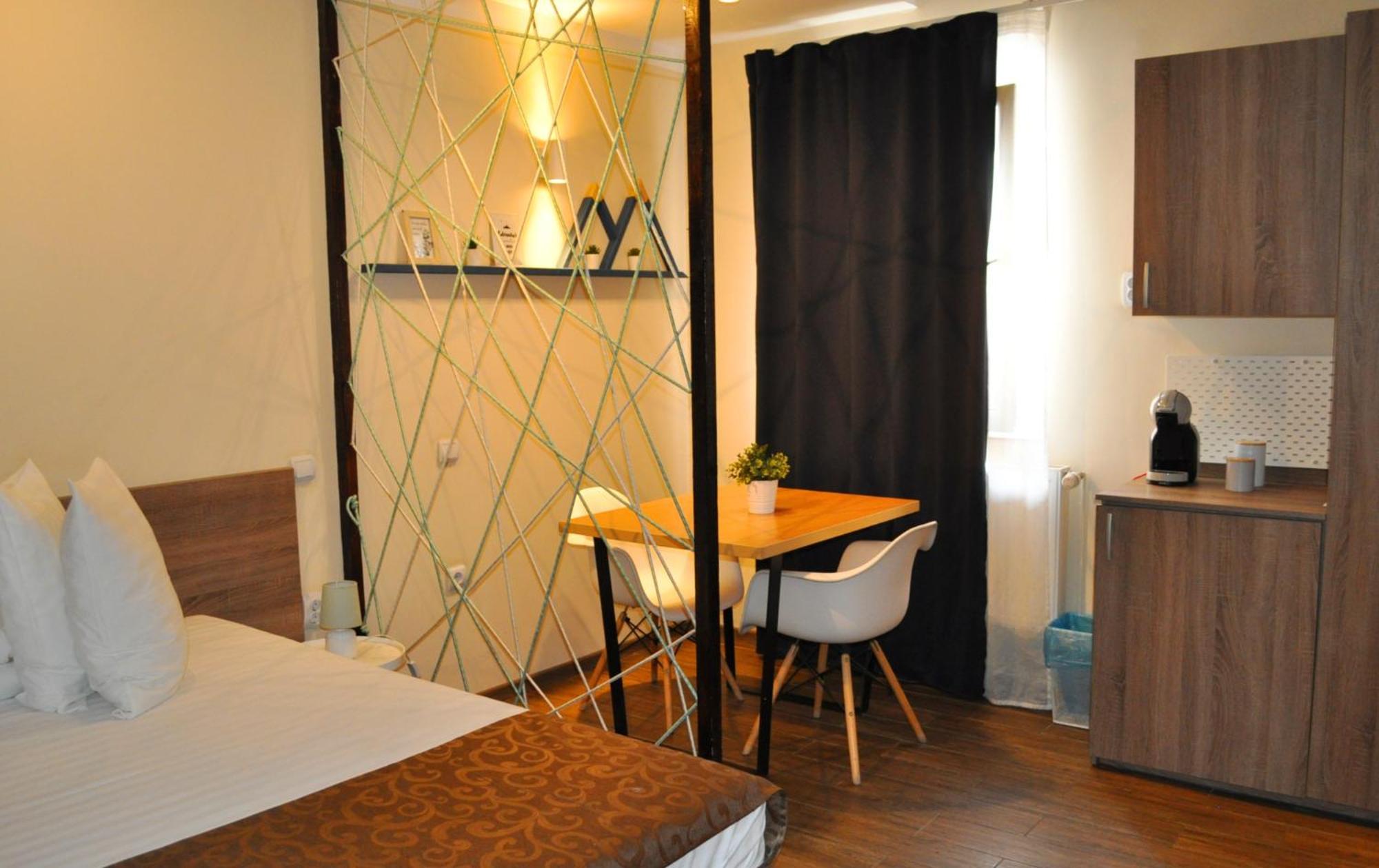 Pension Flamingo Braşov Extérieur photo