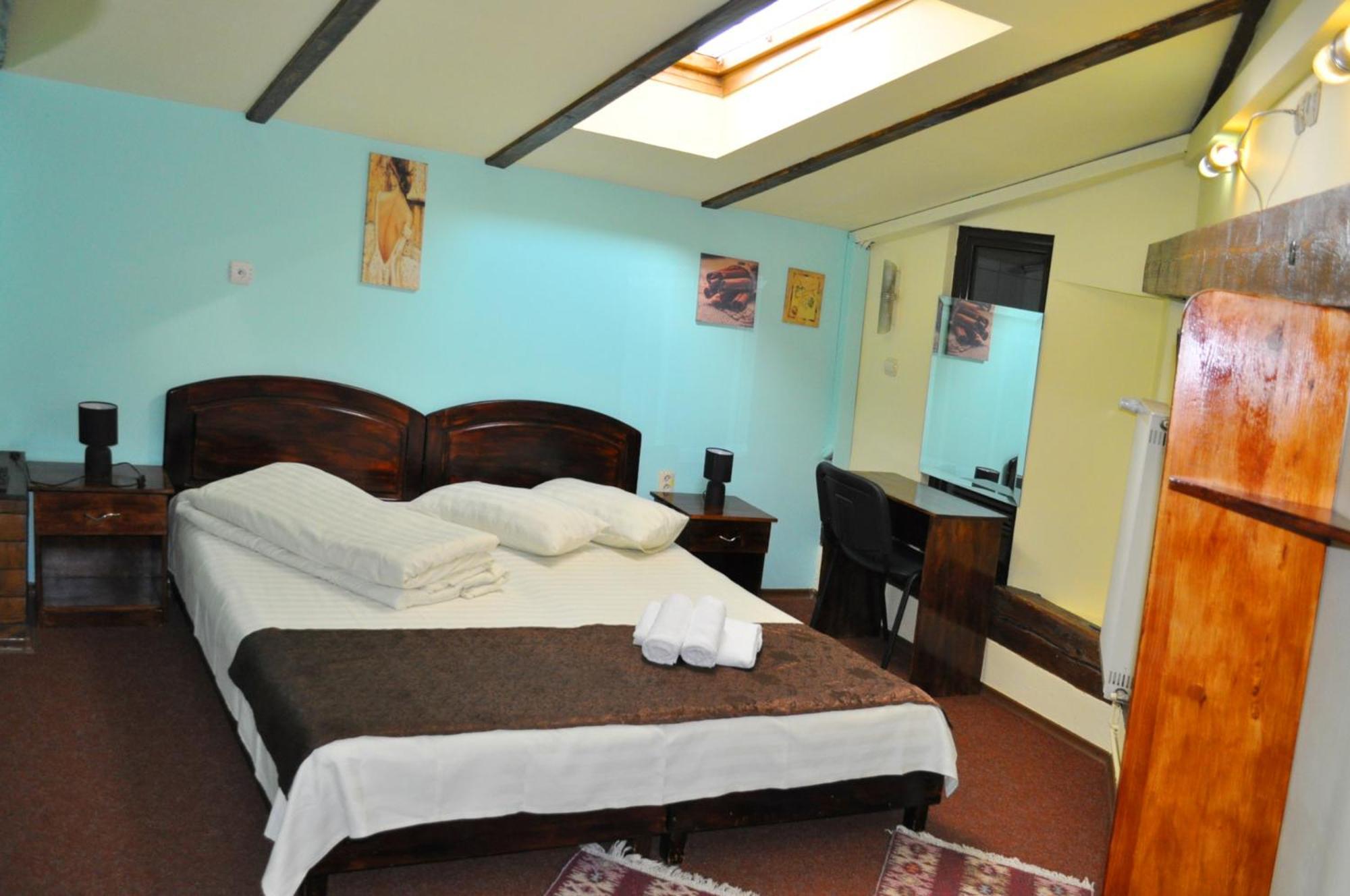 Pension Flamingo Braşov Extérieur photo